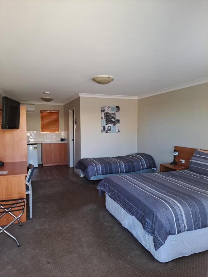 Hotel Albion